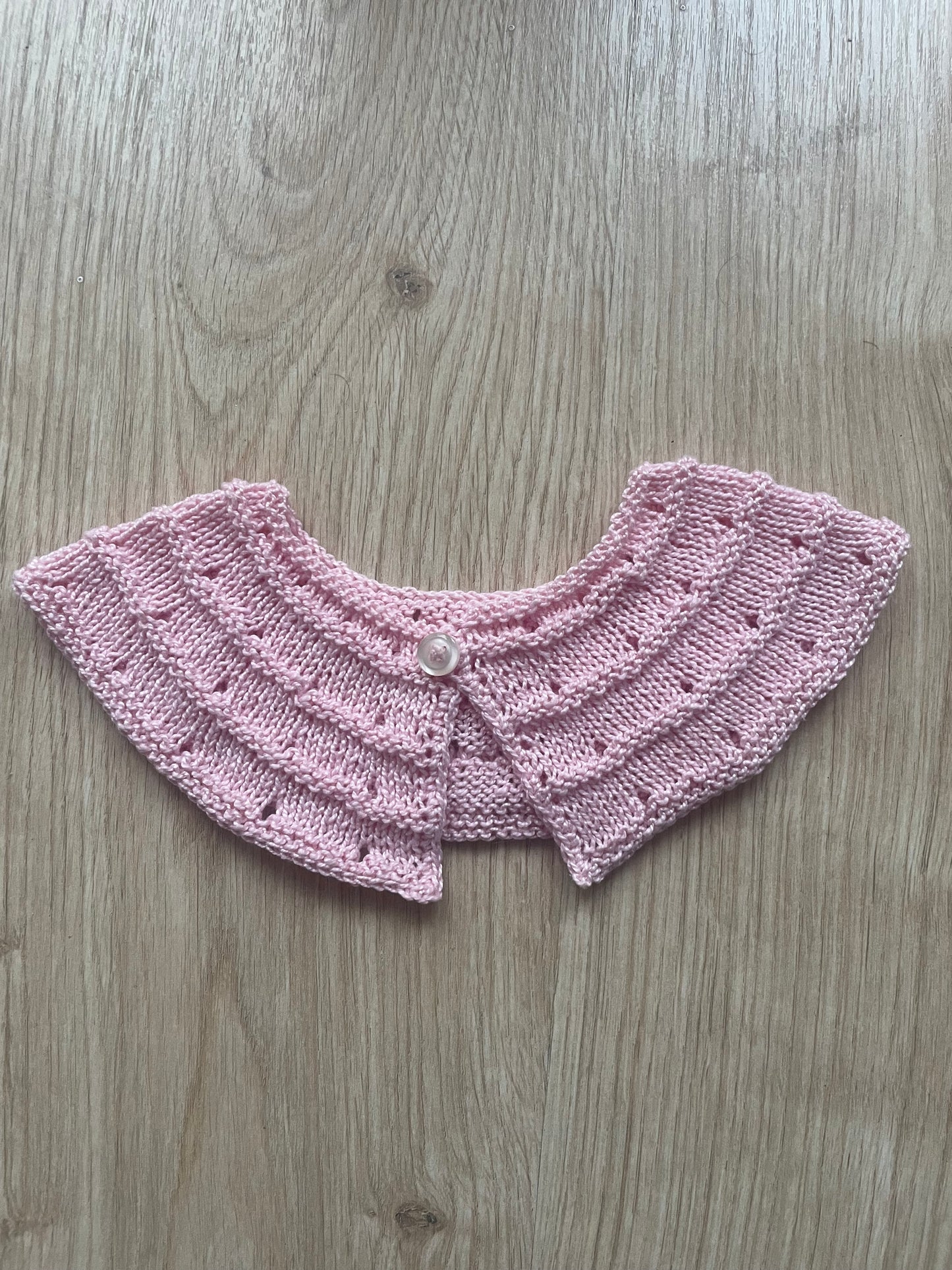 Cuello de punto hecho a mano