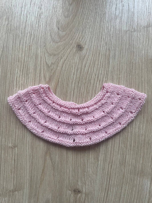 Cuello de punto hecho a mano